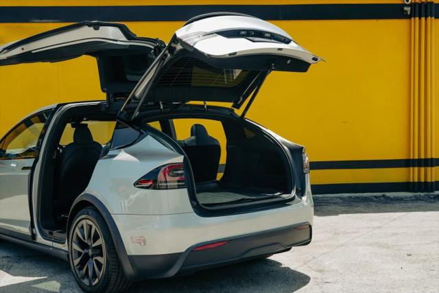 2024 Tesla Model X Long Range
