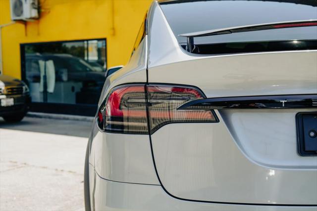 2024 Tesla Model X Long Range