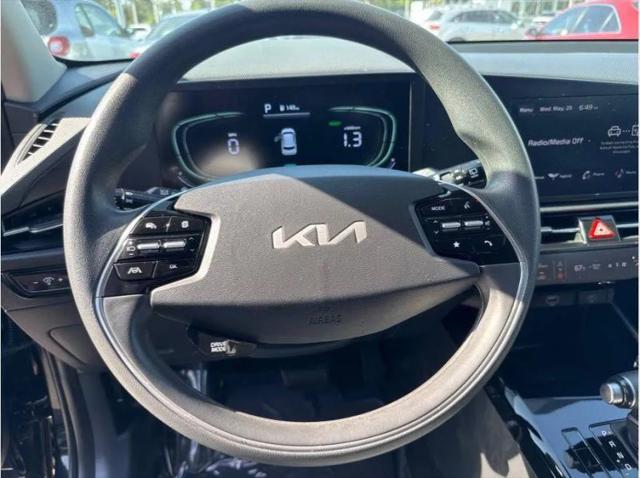 2023 Kia Niro LX