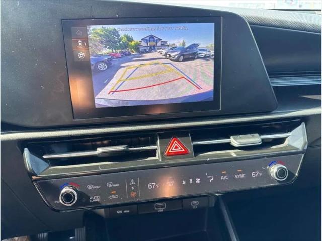 2023 Kia Niro LX
