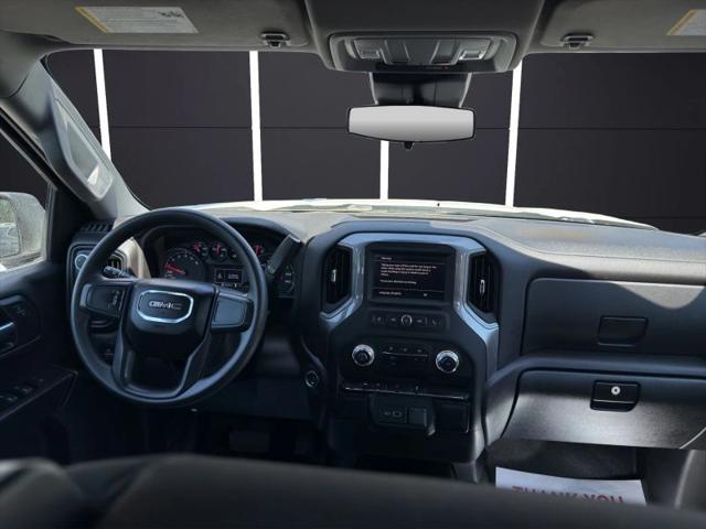 2022 GMC Sierra 1500 4WD Crew Cab Short Box Pro