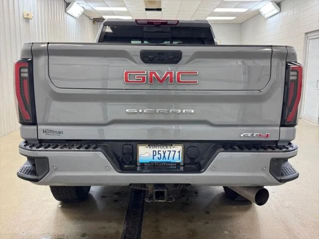 2025 GMC Sierra 2500HD 4WD Crew Cab Standard Bed AT4