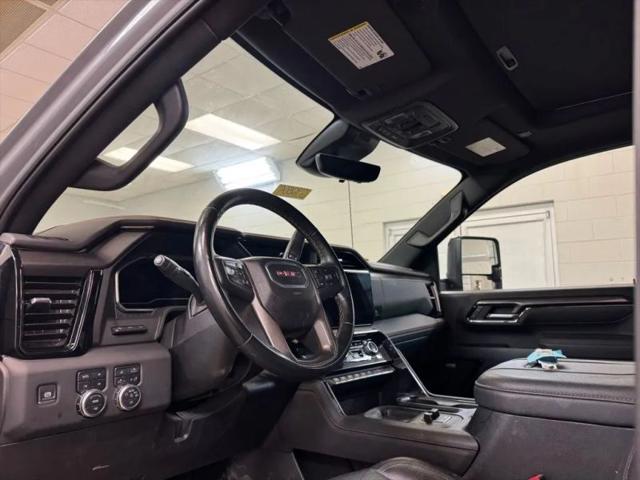 2025 GMC Sierra 2500HD 4WD Crew Cab Standard Bed AT4