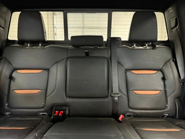 2025 GMC Sierra 2500HD 4WD Crew Cab Standard Bed AT4