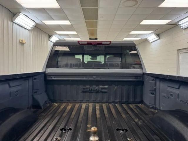 2025 GMC Sierra 2500HD 4WD Crew Cab Standard Bed AT4