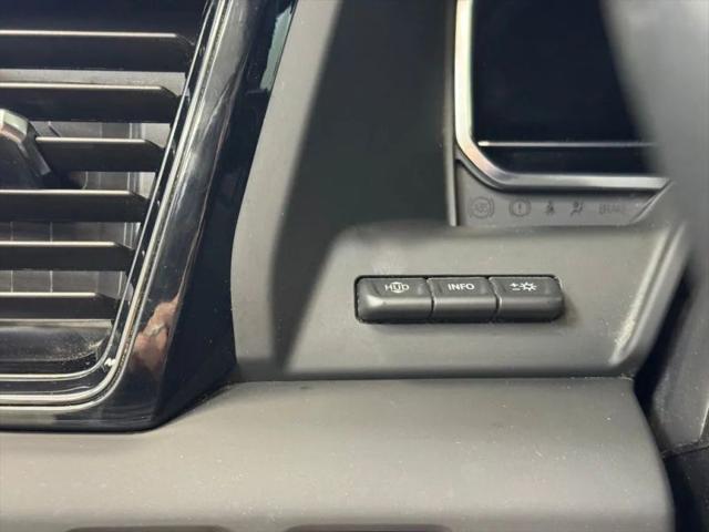 2025 GMC Sierra 2500HD 4WD Crew Cab Standard Bed AT4