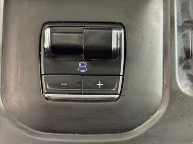 2025 GMC Sierra 2500HD 4WD Crew Cab Standard Bed AT4