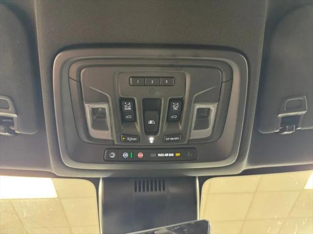 2025 GMC Sierra 2500HD 4WD Crew Cab Standard Bed AT4