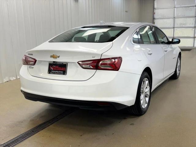 2021 Chevrolet Malibu FWD LT