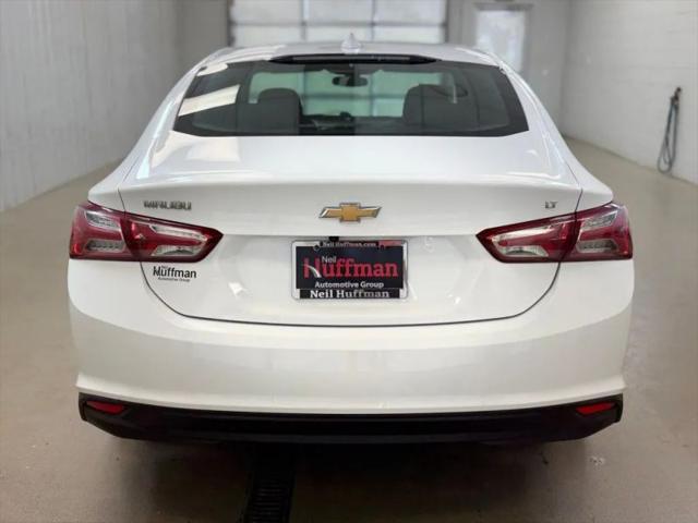 2021 Chevrolet Malibu FWD LT