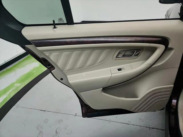 2010 Ford Taurus Limited