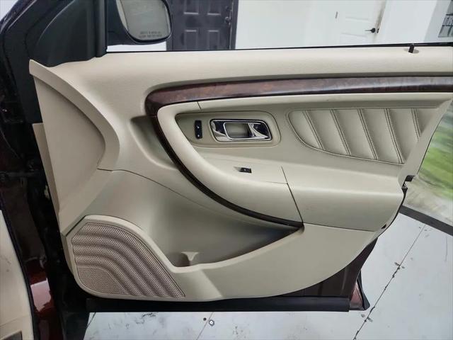 2010 Ford Taurus Limited