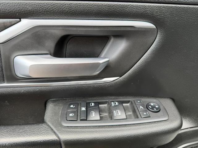 2019 Ram 1500 Big Horn/Lone Star Crew Cab 4x4 5'7" Box
