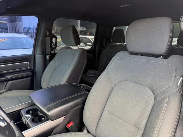 2019 Ram 1500 Big Horn/Lone Star Crew Cab 4x4 5'7" Box