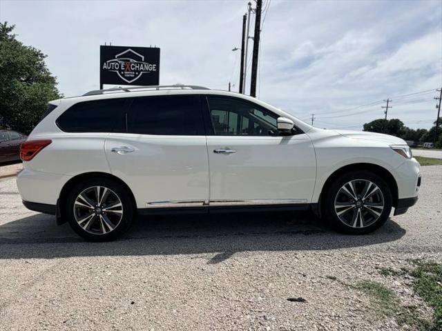 2017 Nissan Pathfinder Platinum