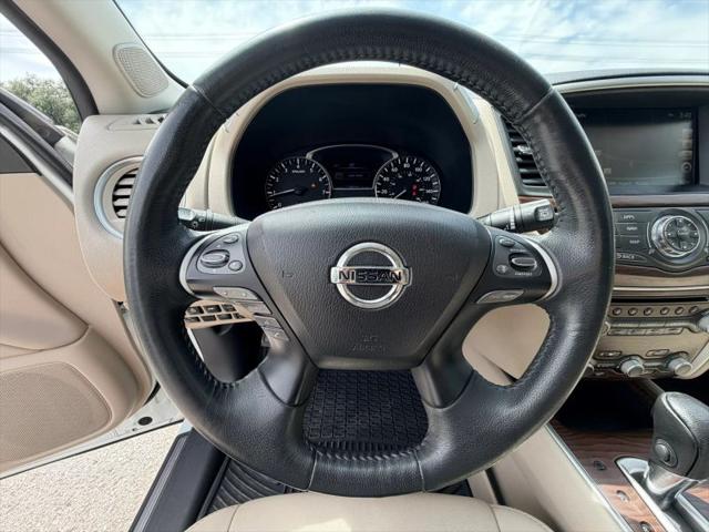 2017 Nissan Pathfinder Platinum