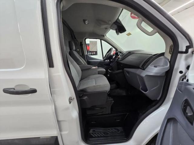 2017 Ford Transit w/60/40 Side Door w/LWB