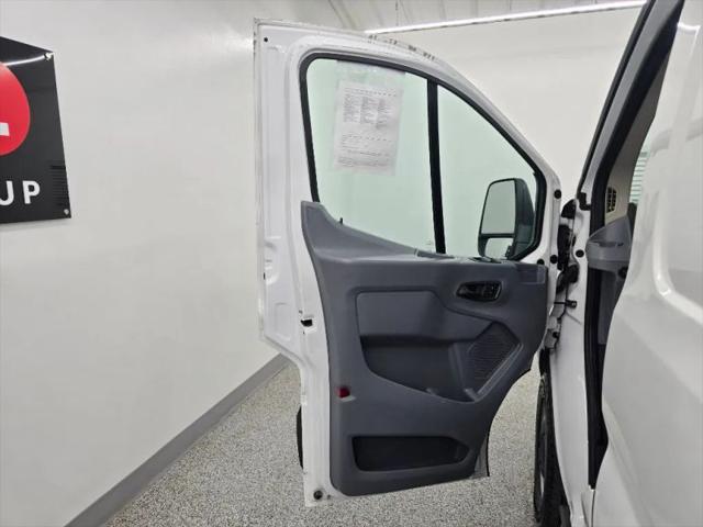 2017 Ford Transit w/60/40 Side Door w/LWB