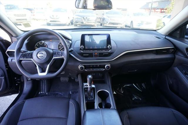 2022 Nissan Altima SV FWD