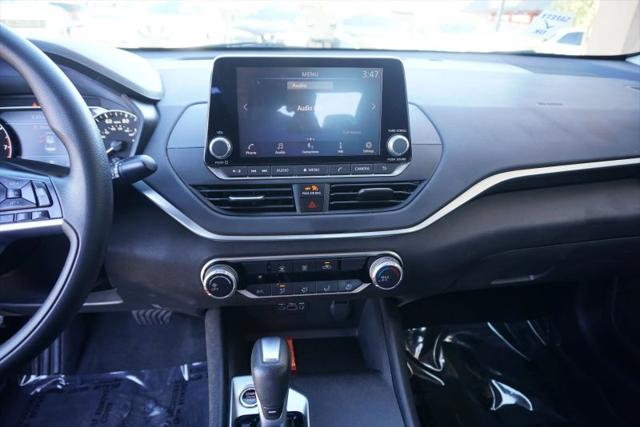 2022 Nissan Altima SV FWD