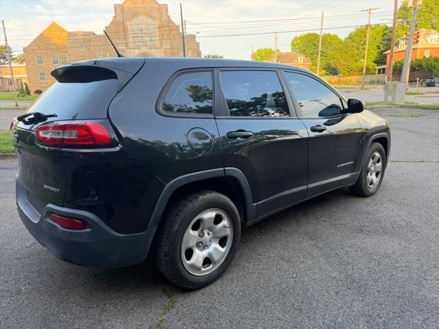 2014 Jeep Cherokee Sport