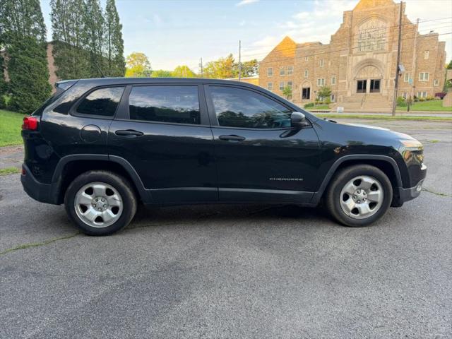 2014 Jeep Cherokee Sport