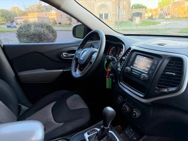 2014 Jeep Cherokee Sport