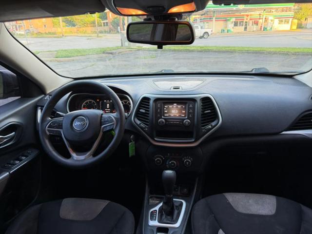 2014 Jeep Cherokee Sport