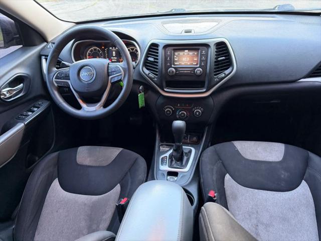 2014 Jeep Cherokee Sport