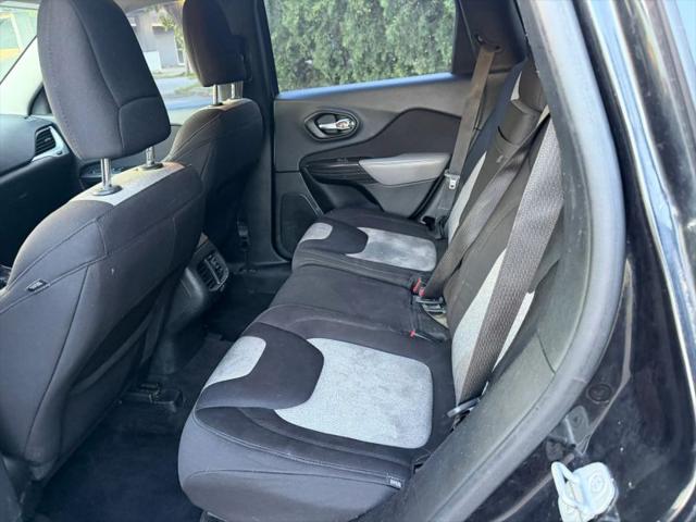 2014 Jeep Cherokee Sport