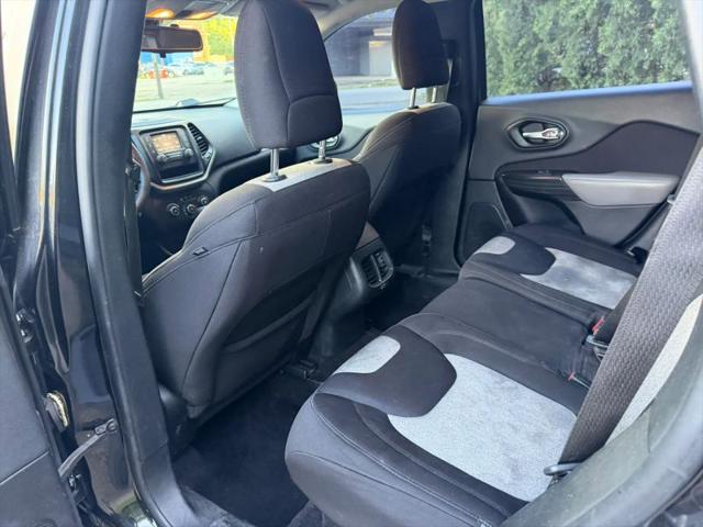 2014 Jeep Cherokee Sport