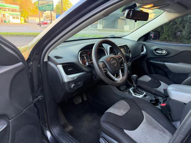 2014 Jeep Cherokee Sport