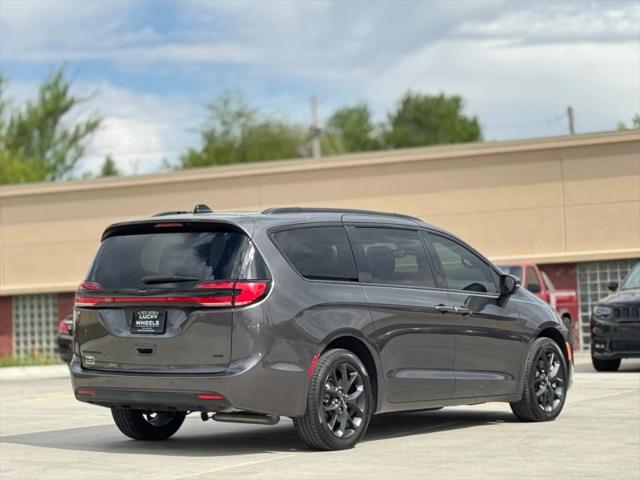 2023 Chrysler Pacifica Touring L AWD