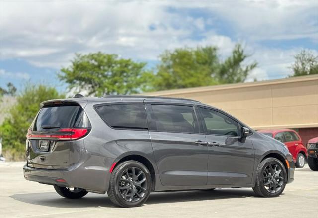 2023 Chrysler Pacifica Touring L AWD