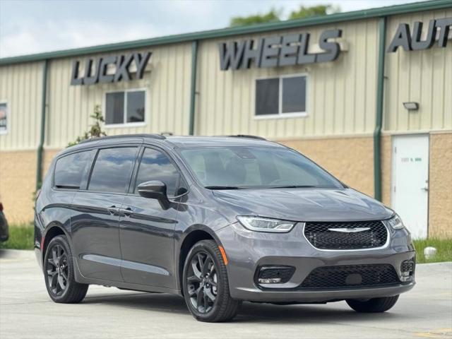 2023 Chrysler Pacifica Touring L AWD
