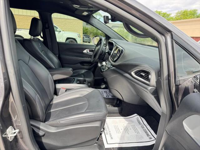 2023 Chrysler Pacifica Touring L AWD