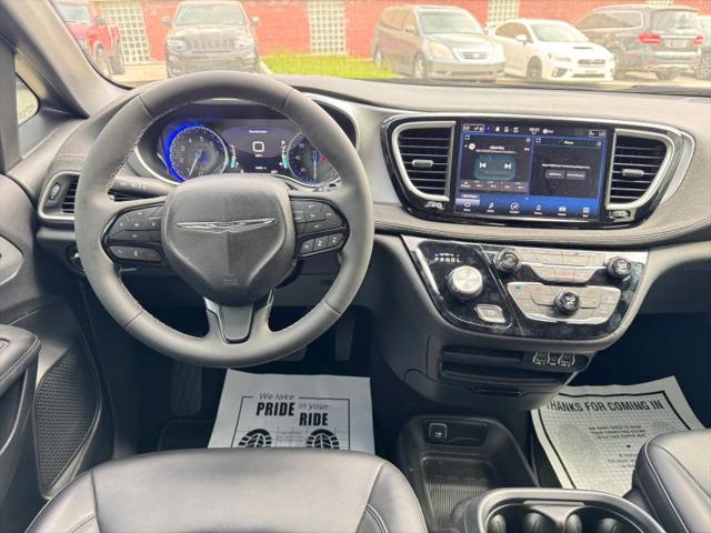 2023 Chrysler Pacifica Touring L AWD