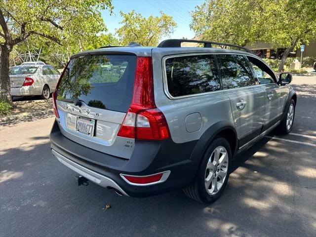 2010 Volvo XC70 T6