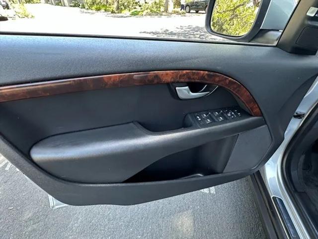 2010 Volvo XC70 T6