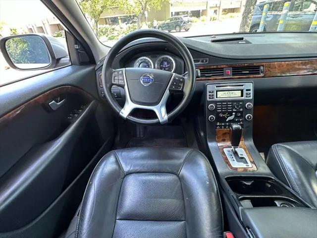 2010 Volvo XC70 T6