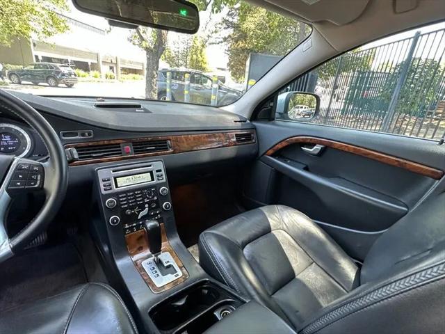 2010 Volvo XC70 T6