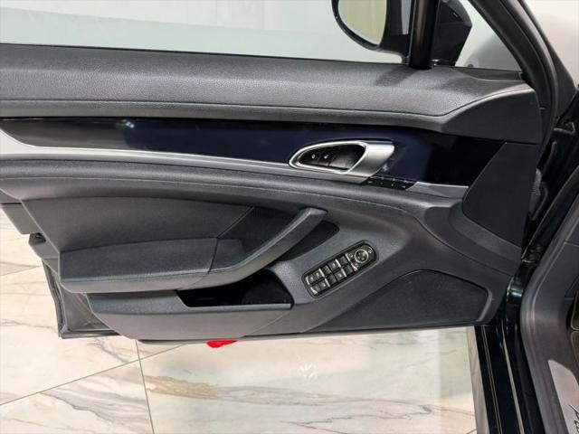 2014 Porsche Panamera Base