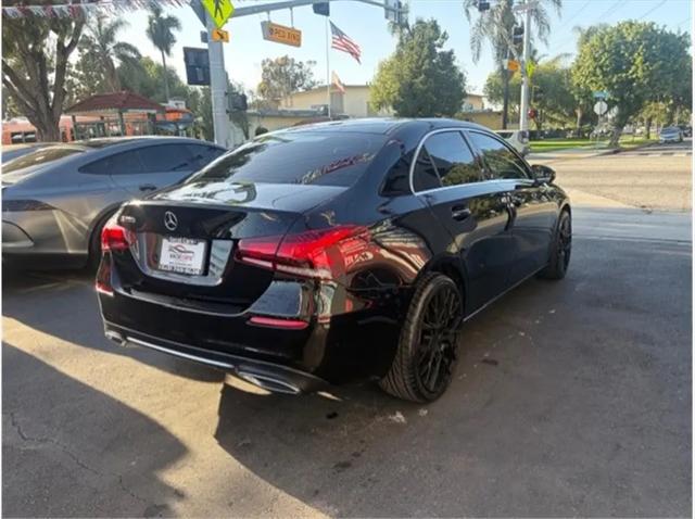 2019 Mercedes-Benz A 220 A 220