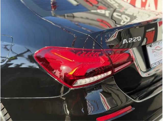 2019 Mercedes-Benz A 220 A 220