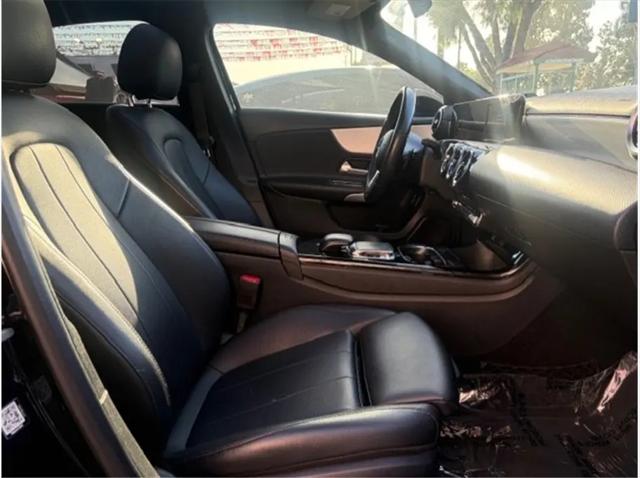 2019 Mercedes-Benz A 220 A 220