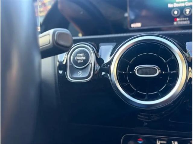 2019 Mercedes-Benz A 220 A 220