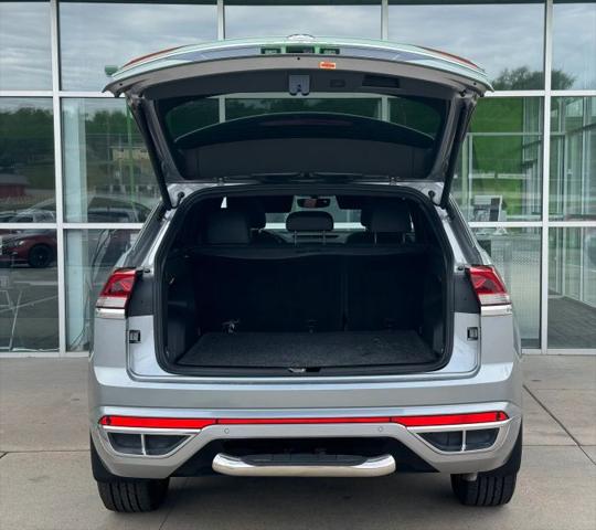 2020 Volkswagen Atlas Cross Sport 3.6L V6 SE w/Technology R-Line
