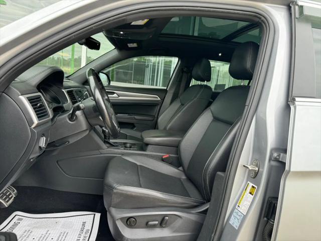 2020 Volkswagen Atlas Cross Sport 3.6L V6 SE w/Technology R-Line