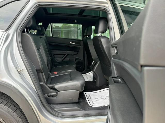 2020 Volkswagen Atlas Cross Sport 3.6L V6 SE w/Technology R-Line