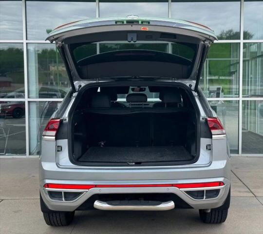 2020 Volkswagen Atlas Cross Sport 3.6L V6 SE w/Technology R-Line